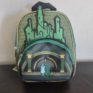 New Wicked Emerald City Elphaba & Glinda Mini 10.5 in Backpack Bioworld NWT
